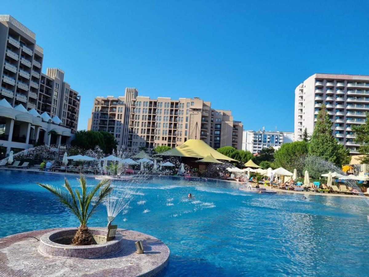 Royal Beach Apartment Sea View 2 Sunny Beach Ngoại thất bức ảnh